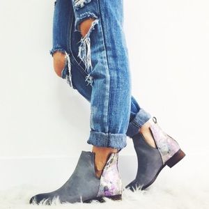 Free People Shoes - Coconuts by Matisse Charcoal Snake Hologram Boots Free People Shoes - Coconuts by Matisse Charcoal Snake Hologram Boots