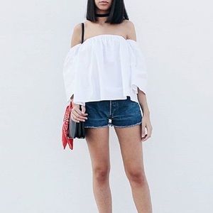 Boutique Tops - White Off The Shoulder Bell Sleeve Top Boutique Tops - White Off The Shoulder Bell Sleeve Top