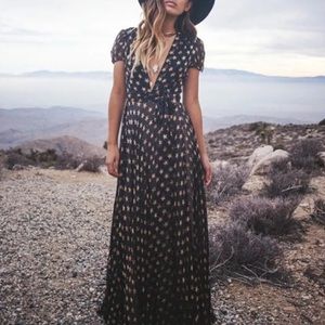 Boutique Dresses & Skirts - Star Ruffle Maxi Dress π Boutique Dresses & Skirts - Star Ruffle Maxi Dress π