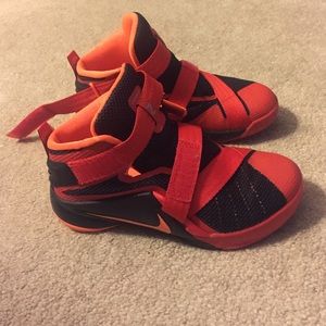Other - LaBron James Kid Sneakers Other - LaBron James Kid Sneakers