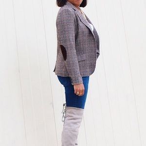 H&M Jackets & Blazers - H&M Plaid Blazer w/ Elbow Patches H&M Jackets & Blazers - H&M Plaid Blazer w/ Elbow Patches