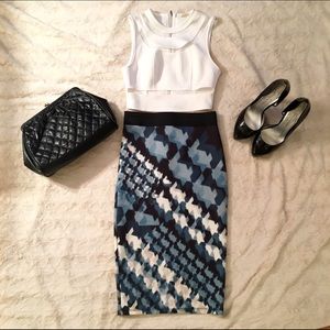 Zara Dresses & Skirts - NWT ZARA 💋 ABSTRACT PENCIL SKIRT Zara Dresses & Skirts - NWT ZARA 💋 ABSTRACT PENCIL SKIRT
