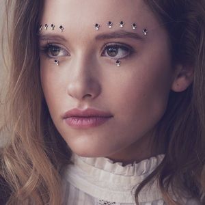 ASOS Other - In Your Dreams Auroa Face Jewels ASOS Other - In Your Dreams Auroa Face Jewels
