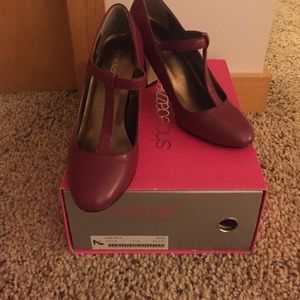 shoedazzle Shoes - T-strap heels shoedazzle Shoes - T-strap heels