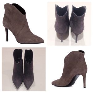 Yves Saint Laurent Shoes - Saint Laurent Paris 105 Boot Yves Saint Laurent Shoes - Saint Laurent Paris 105 Boot