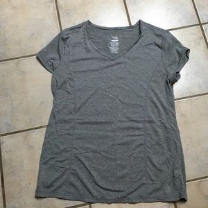 Danskin Now Tops - Danskin semi-fitted workout shirt Danskin Now Tops - Danskin semi-fitted workout shirt
