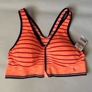 Danskin Now Other - Danskin Zip Sports bra! NWT Danskin Now Other - Danskin Zip Sports bra! NWT