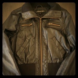 Ambiance Apparel Jackets & Blazers - EUC Black bomber jacket Ambiance Apparel Jackets & Blazers - EUC Black bomber jacket