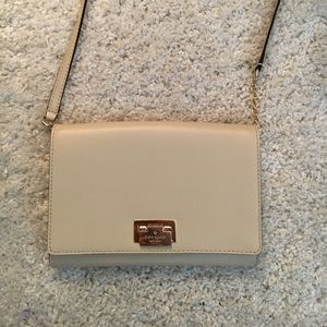 Chanel jumbo flap caviar in beige or black? Chanel jumbo flap caviar in