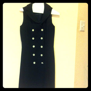 Black sleeveless dress, perfect for work!