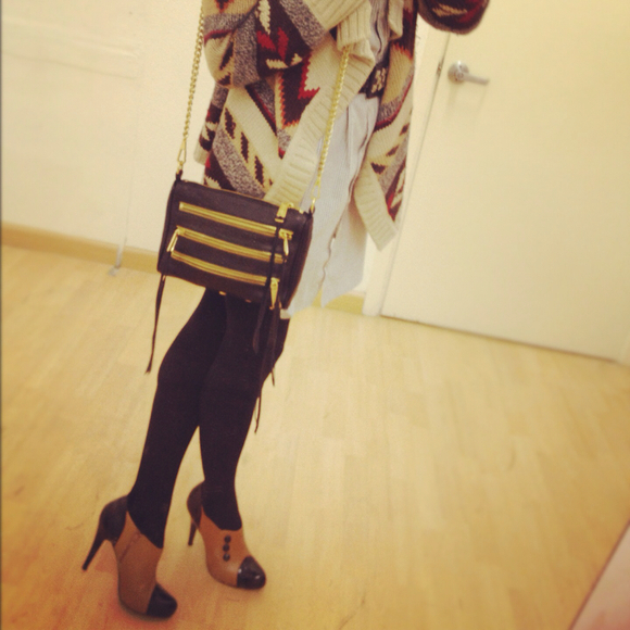 Rebecca Minkoff 5 Zip Clutch