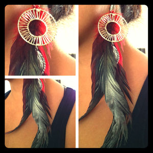 Garage Glamorous feather earring 