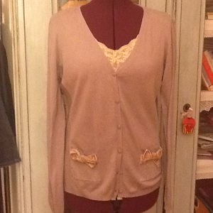 Adorable bow cardigan