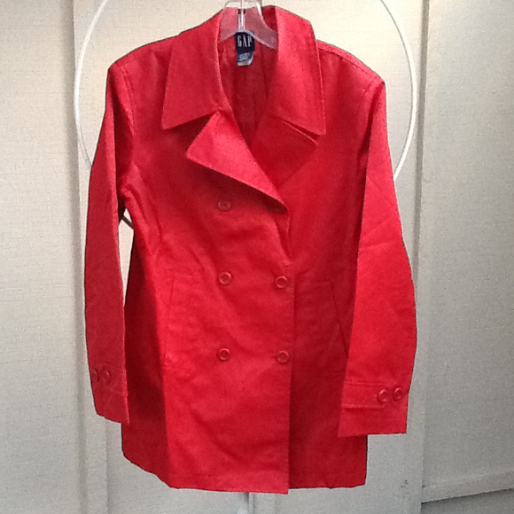 red GAP raincoat size M