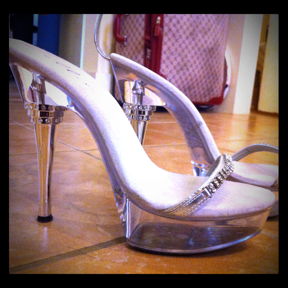 6 inch-Clear-Platform Sexy Heels 😘