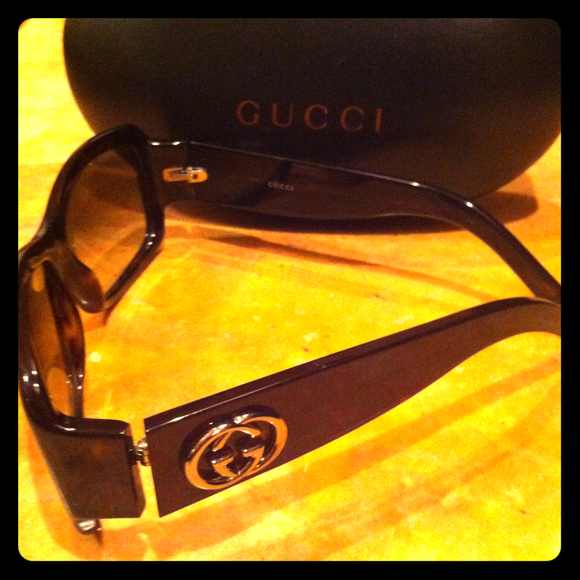 Authentic Gucci - RESERVED for Eileen1228.