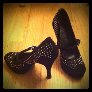 Black studded BCBGeneration