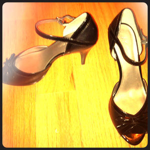 Anne Klein Bow Tie Heels