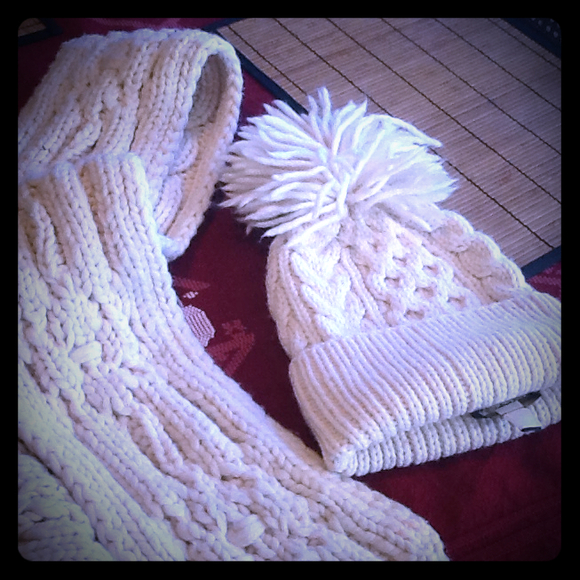Banana Republic 100% wool