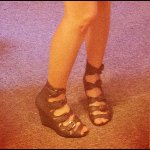 Surface to Air Designer Buckle Ankle Boots - Picture 2 of 6