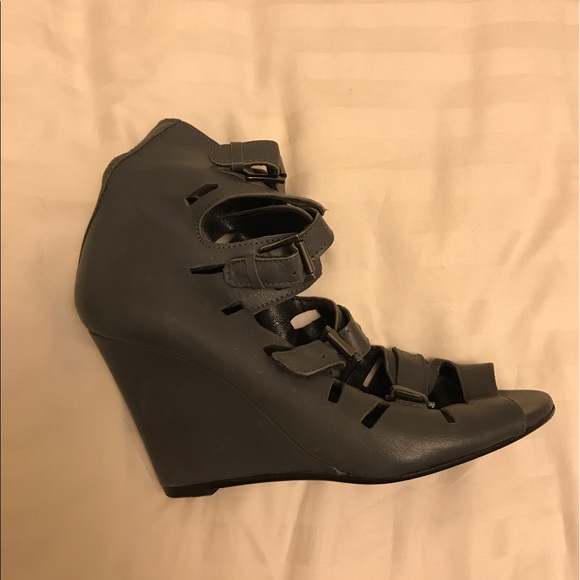Surface to Air Designer Buckle Ankle Boots - Picture 4 of 6