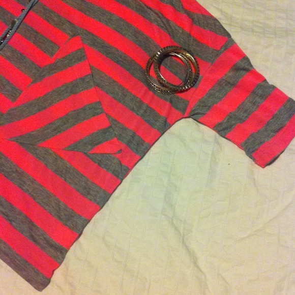 Oversized Neon Pink And Gray Striped tee - Picture 2 of 3