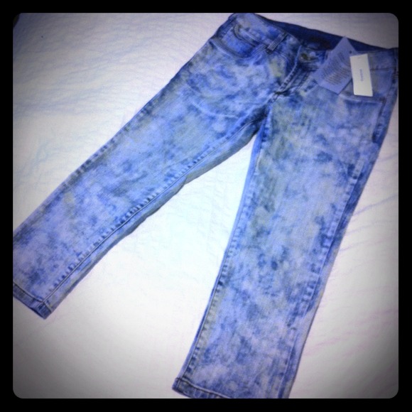 👖 bebe acid wash cropped skinny jeans