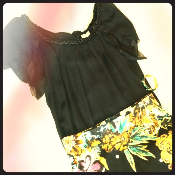 NWT gorgeous flowing silk blouse - Picture 1 of 4