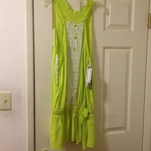 XOXO Lime Green Tunic Blouse BRAND NEW.