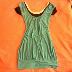 4 shirts/dresses that are too big for me