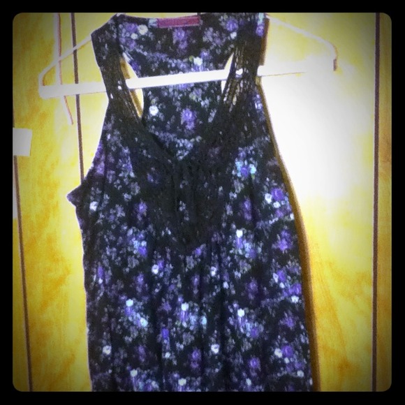 Purple flowers-black tank - Picture 1 of 1