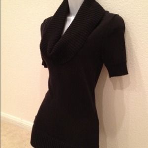 BCBG MAXAZRIA Black short sleeve cowl neck sweater