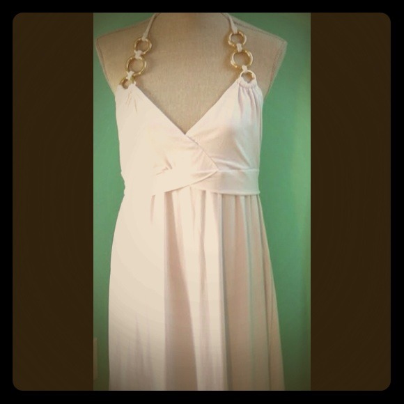✨REDUCED✨ White halter dress