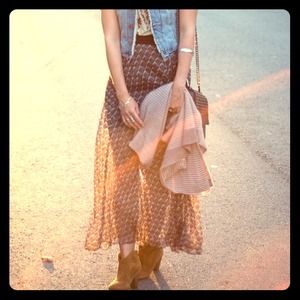 Willow & clay printed maxi skirt