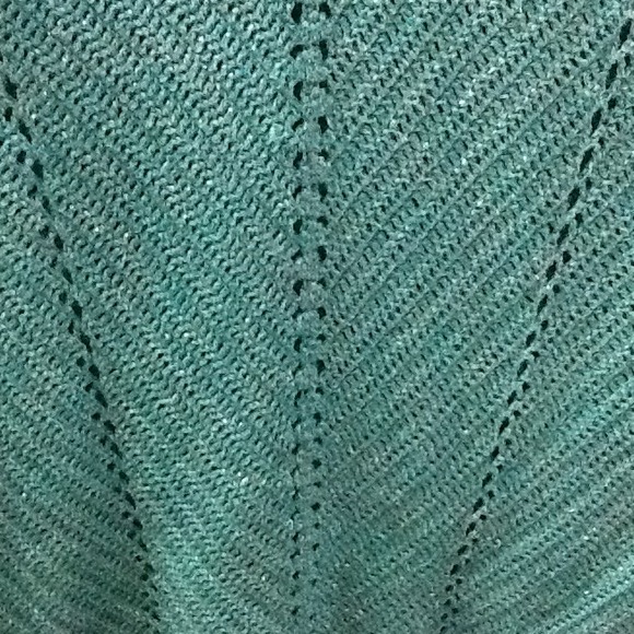 Beautiful A|X sparkly turquoise crocheted top - Picture 3 of 3