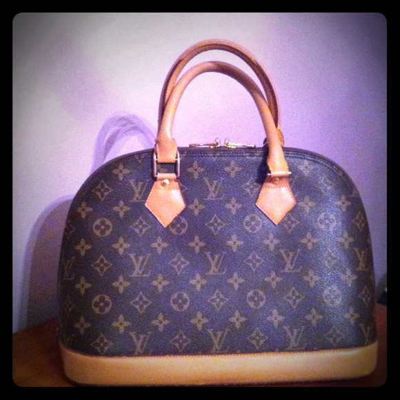 Bundle for Islandgrl8 - Faux LV & Mesh bracelet