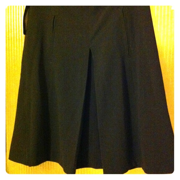 - A Line Skirt - - Picture 1 of 4