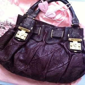 Juicy Couture Handbags - Juicy Couture Raspberry Purse Juicy Couture Handbags - Juicy Couture Raspberry Purse