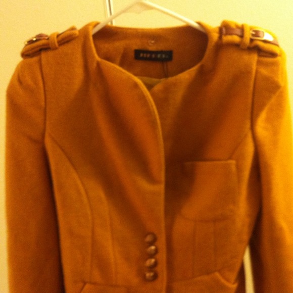 Reduced price . Smart fashionable jacket - Picture 3 of 4