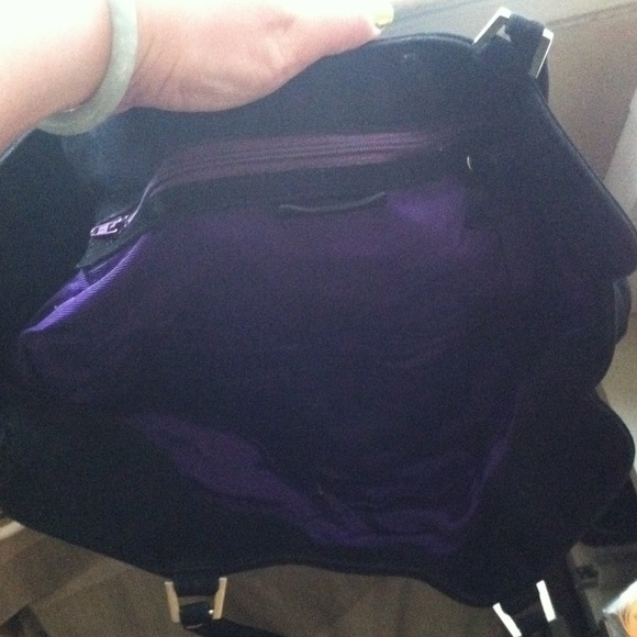 Authentic Karl Lagerfeld black velvet bag - Picture 4 of 4