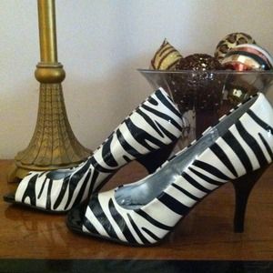 Zebra print open tied heels