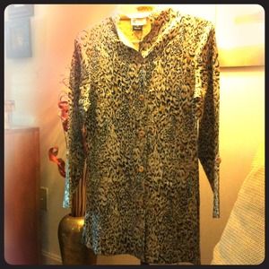 Reduced!!animal print tunic
