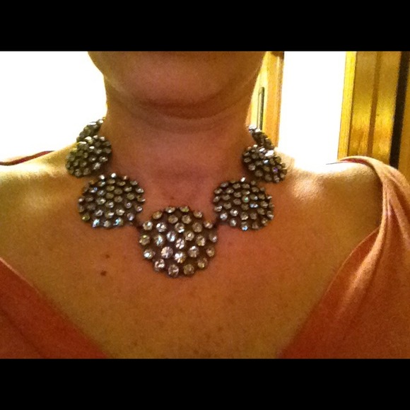 necklace hematite with light blue rhinestones