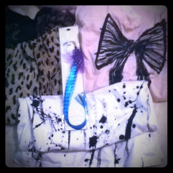 RESERVED BUNDLE FOR @musicmonkey