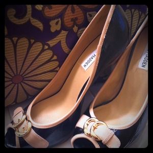 **Reduced**Never before worn! Steve Madden heels!