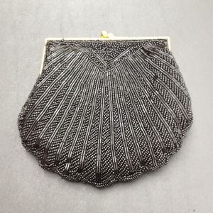 🐚Vintage Black Beaded, Shell Shaped Purse
