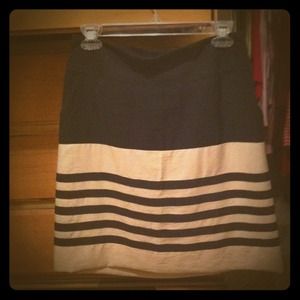 ✨REDUCED✨Tan and black stripe skirt