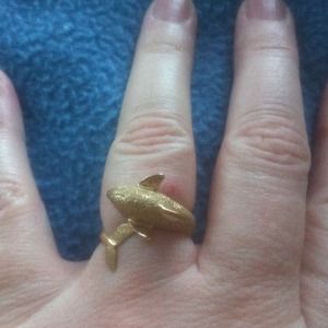 Dolphin ring