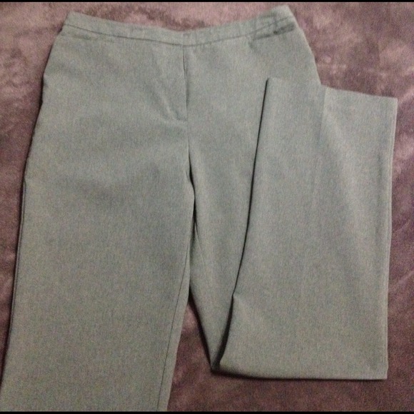 SOLD.....New York & Co od green dress slacks