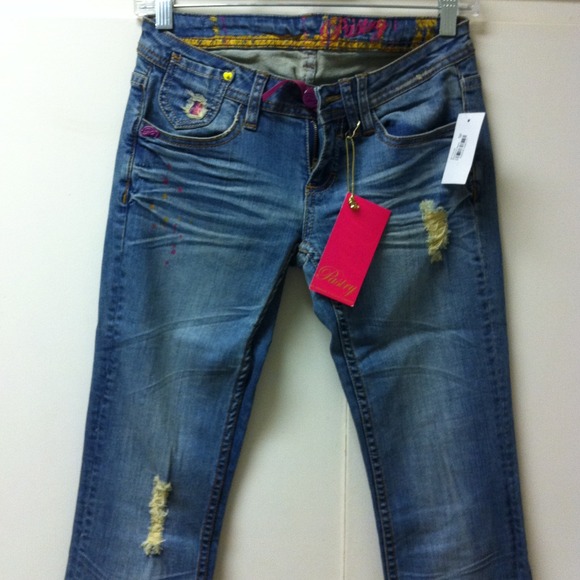 Brand New w/ Tag✨~ fun jeans ~ - Picture 2 of 5